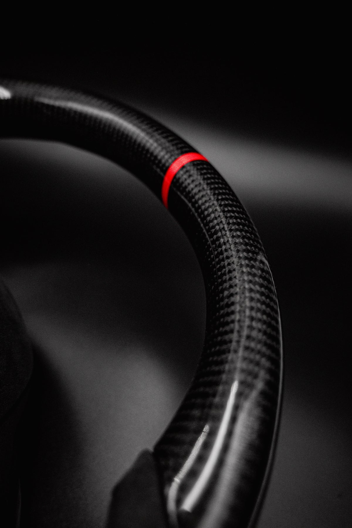 Volant carbone compatible VW Golf 8 / 8.5 GTI – Alcantara Rouge